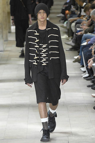 Number (N)ine Spring 2008 Menswear Collection | Vogue
